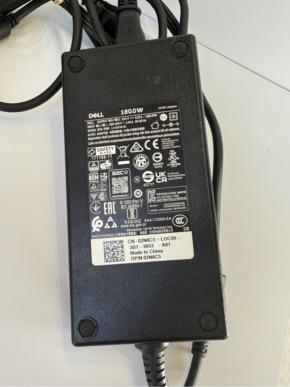 Genuine Dell 180W 19.5V 9.23A 7.4mm Charger AC Adapter LA180PM180 Large Barrel